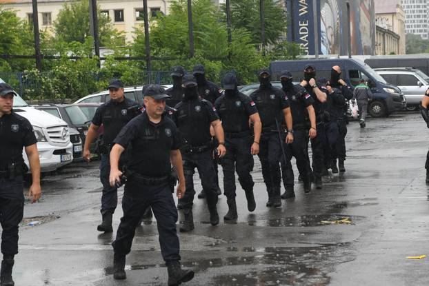 Beograd: Žandarmerija spriječila blokadu Beogradskog sajma, troje privedenih