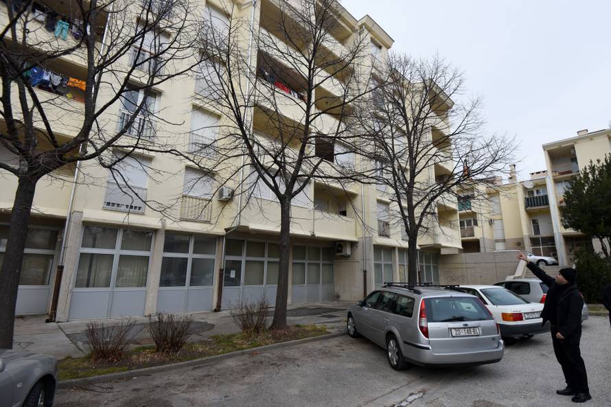 'Samo sam čula vrisak i vidjela da mi je sin skočio s 3. kata'