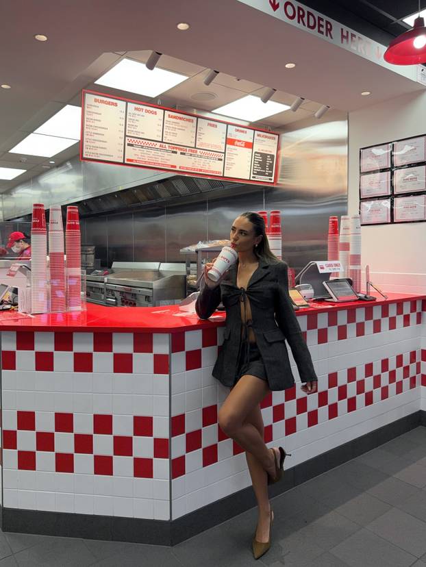 FOTO Engleski reprezentativac u vezi s modelom. Nakon što su bili zajedno zabio je dva gola