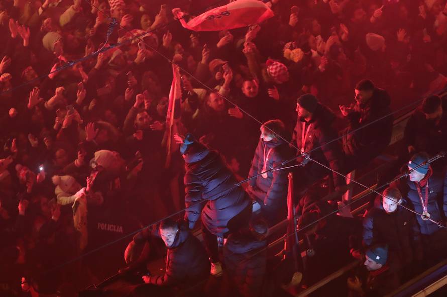 Zagreb: Vatreni stigli na trg