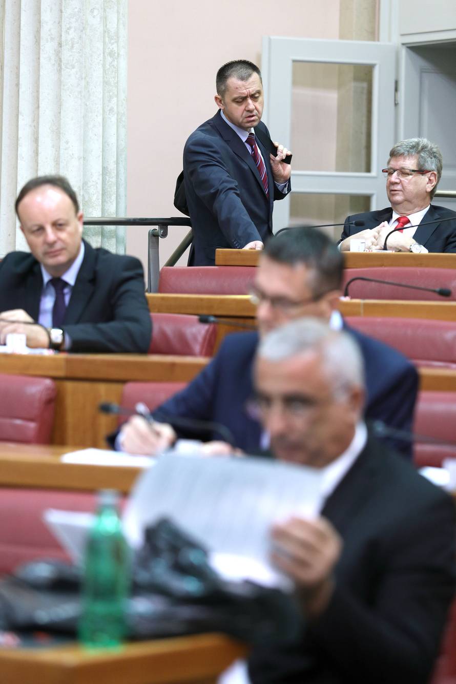 Zagreb: Sabor raspravlja o sudskim pristojbama