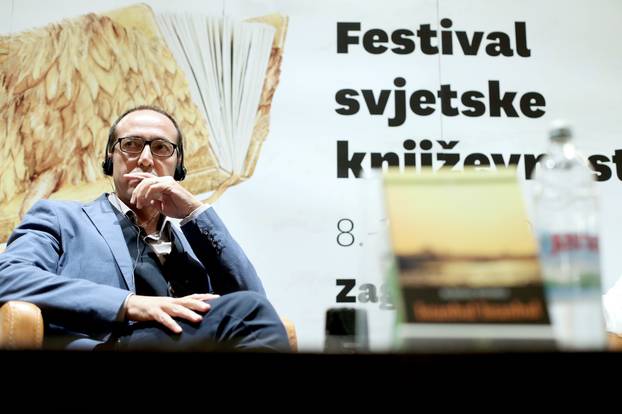 U sklopu Festivala svjetske književnosti održana tribina s piscem Burhanom Sonmezom