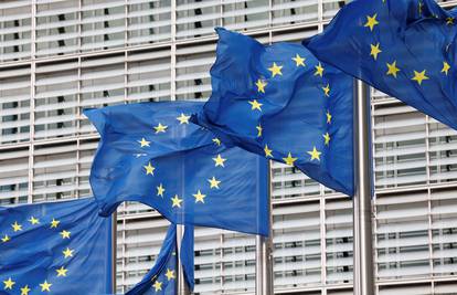 Vijeće EU odobrilo povećanje fonda za vojnu pomoć Ukrajini