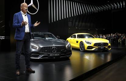 Mercedes prestigao BMW: Lani prodali najviše luksuznih auta
