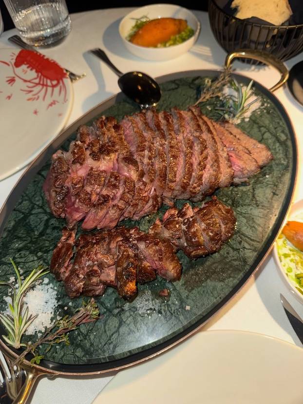 FOTO Pala pusa, a onda i sve ostalo! Maja i Šime nikad bliži na novoj romantičnoj destinaciji