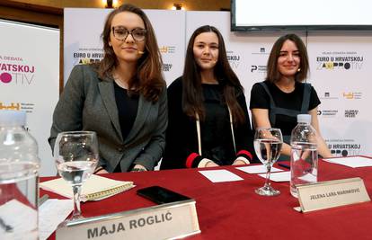 Debata u HNB-u: Srednjoškolci raspravljali o uvođenju Eura
