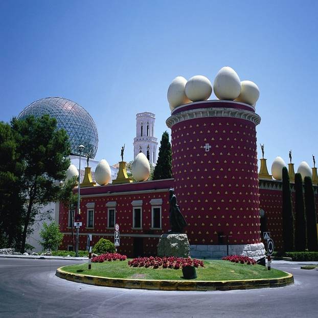 FOTO 15 zgrada i građevina u Europi koje morate posjetiti