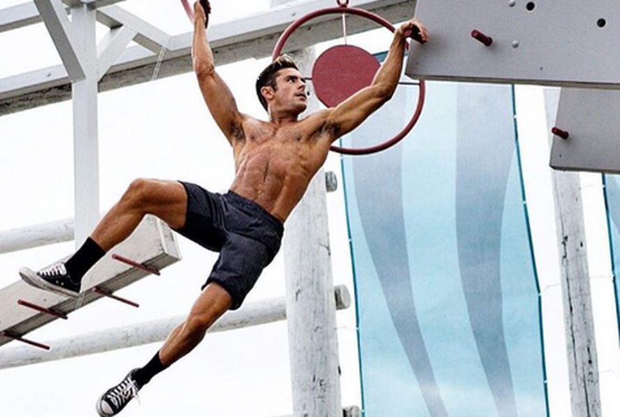 Efron izgleda neprepoznatljivo u novoj ulozi: 'Što se dogodilo s njegovim licem? Ne pomiče se'