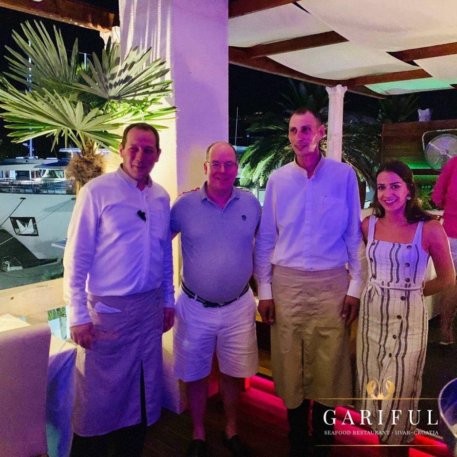 Princ Albert II. je nakon Hvara i Trogira prošetao Skradinom...