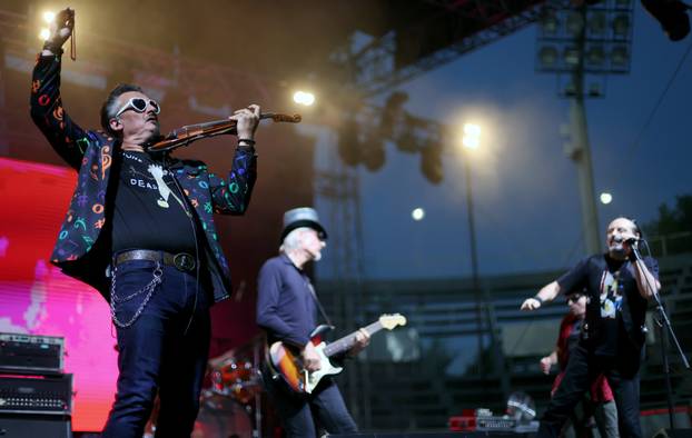 Zagreb: Open air koncert grupe Zabranjeno pušenje povodom 40 godina od objave prvog studijskog albuma