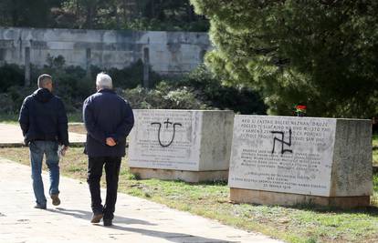 U Šibeniku išarali spomenike  žrtvama antifašističke borbe