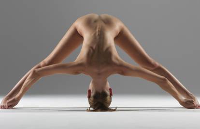 Fotografije gole joge koje će vas sigurno ostaviti bez daha