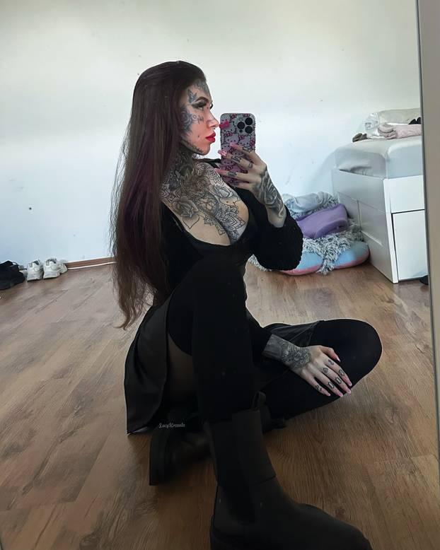 FOTO Ima 21 godinu, a cijela je istetovirana! Evo kako je prije izgledala: 'Roditelji su zgroženi'