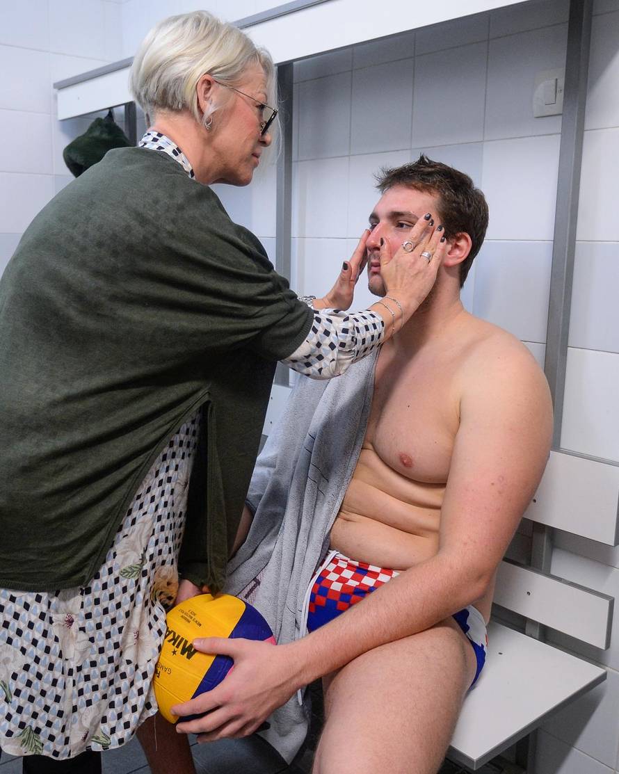 Zagreb: Hrvatski vaterpolisti na snimanju za kalendar