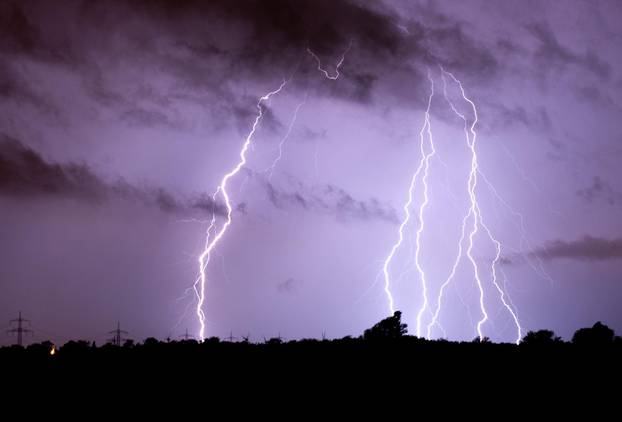 Violent thunderstorms in parts of western Germany