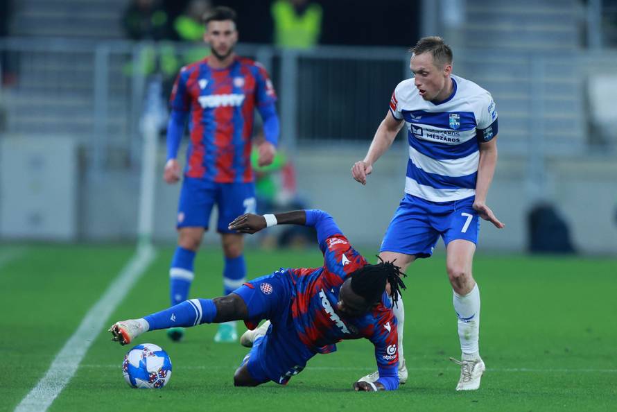 Osijek: Zaostalo 3. kolo SuperSport HNL-a, NK Osijek - HNK Hajduk 