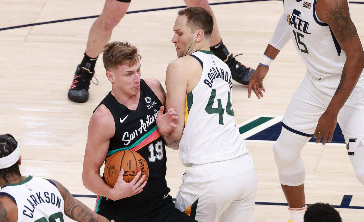 NBA: San Antonio Spurs at Utah Jazz