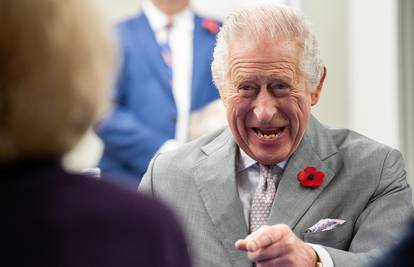 Kralj Charles slavi 75. rođendan, a ovo su njegove bizarne navike