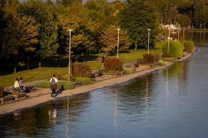 FOTO Vrhunac vodnog vala: Dunav i Drava se izlili iz korita, pogledajte veliku galeriju