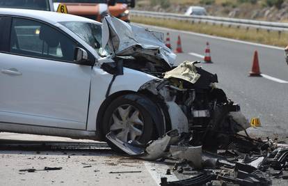 Automobilom se zabio u vozilo HAC-a, radnik završio u bolnici