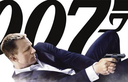 James Bond zabava naprasno završila utapanjem svingera 