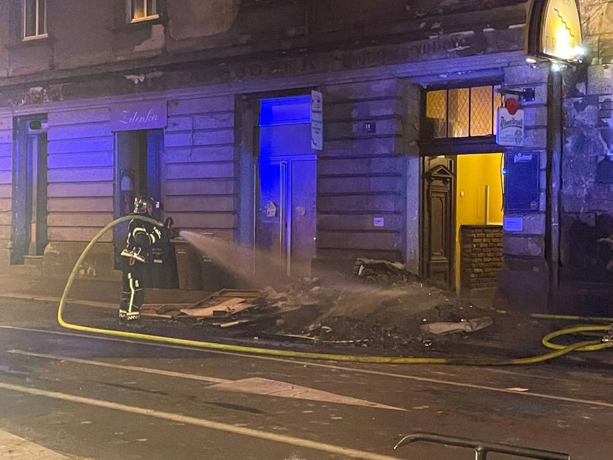 Vatrogasci su objavili snimku dolaska na intervenciju požara u Zagrebu: 'Ljudi unutra vrištali'