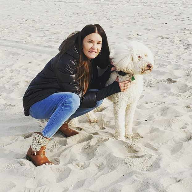 FOTO Bila je jedna od najljepših manekenki, a onda je pala u dugove zbog plastičnih zahvata