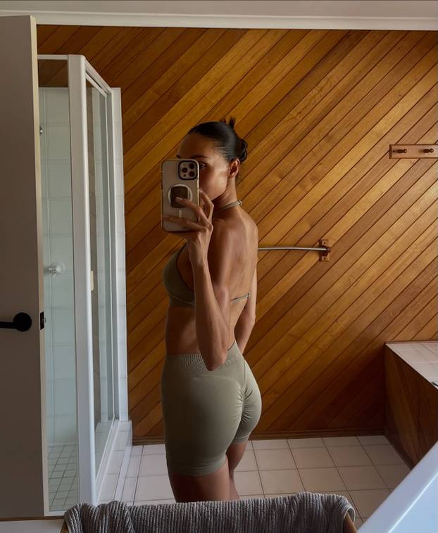 FOTO Nije sve o fitnessu! Ash objašnjava kako imati lijepo tijelo bez nezdravih metoda