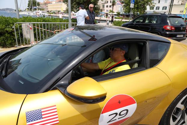 Šibenik: Turneja Ferrari Cavalcade 2026. s više od 120 Ferrarija na šibenskoj rivi