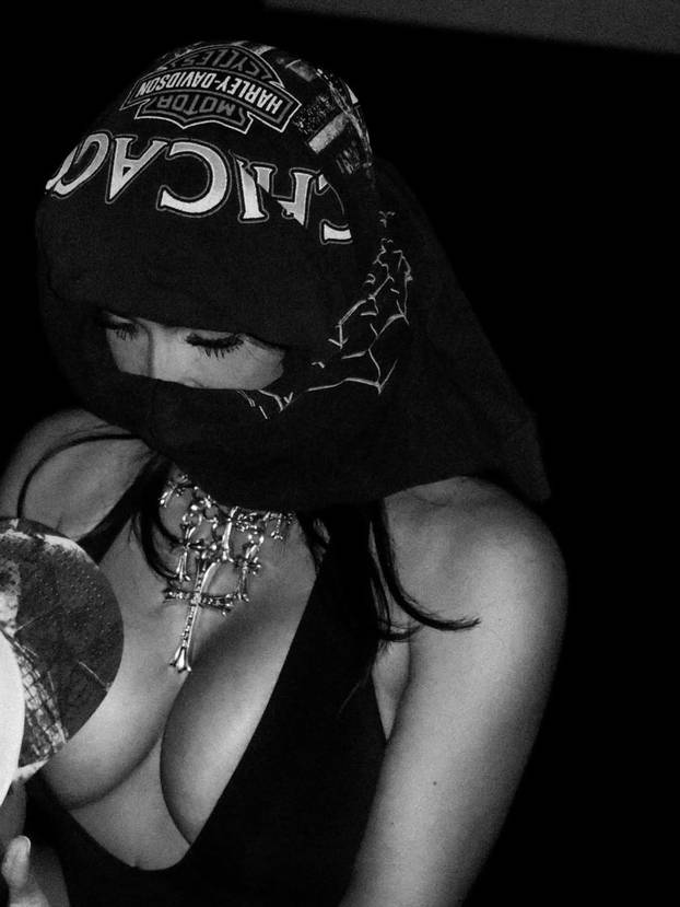 FOTO Ove poznate dame ludo su se zabavljale na Coachelli, s minimalno krpica na sebi