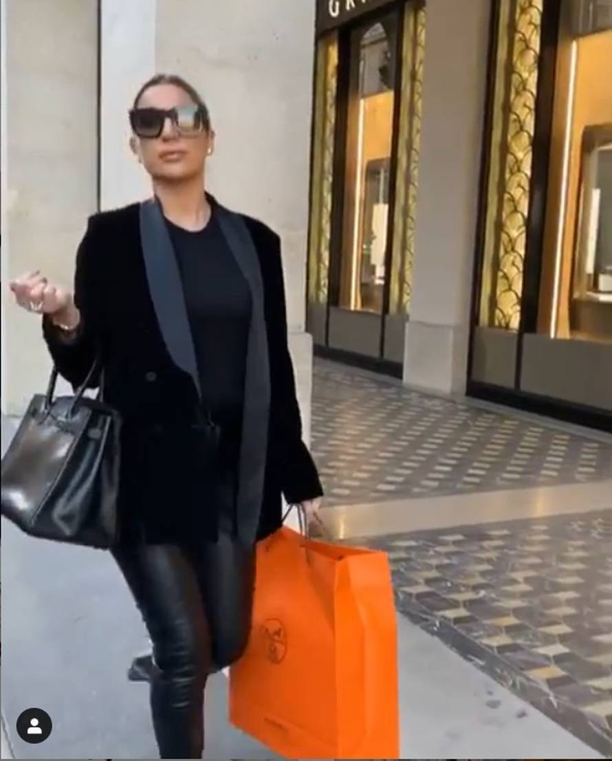 Prisjetila se Pariza: Leyla se hvali torbom od 200.000 kuna