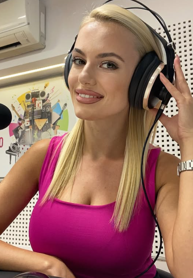 FOTO Ona je 'bosanska Diletta'. Bila voditeljica na sportskoj televiziji, sad vodi radio emisiju
