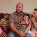 Samohrani otac posvojio petero djece s poteškoćama u razvoju