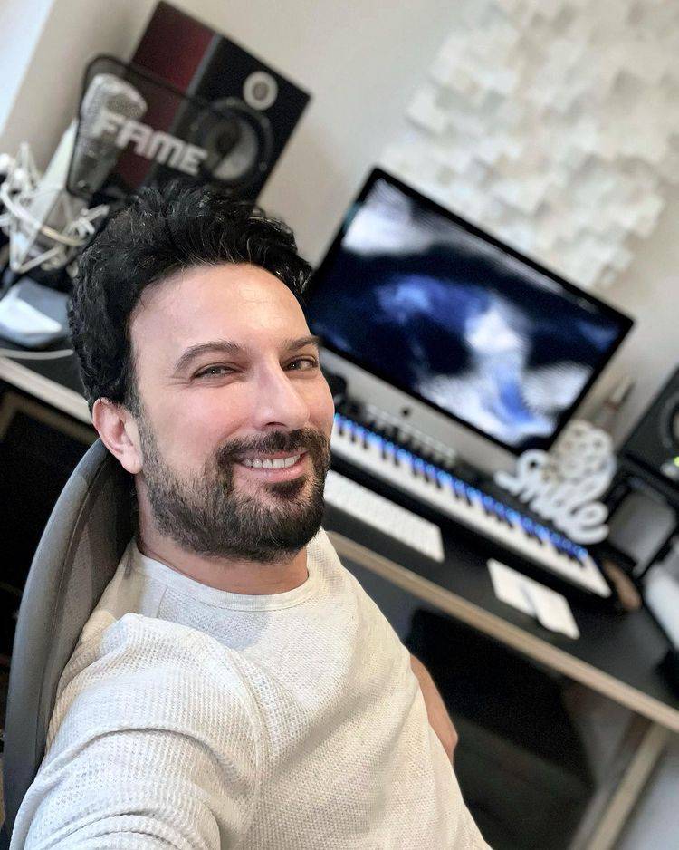 Tarkan se proslavio hitom 'Kiss Kiss' prije 25 godina: Oženio se i ima kćer, evo kako sad izgleda