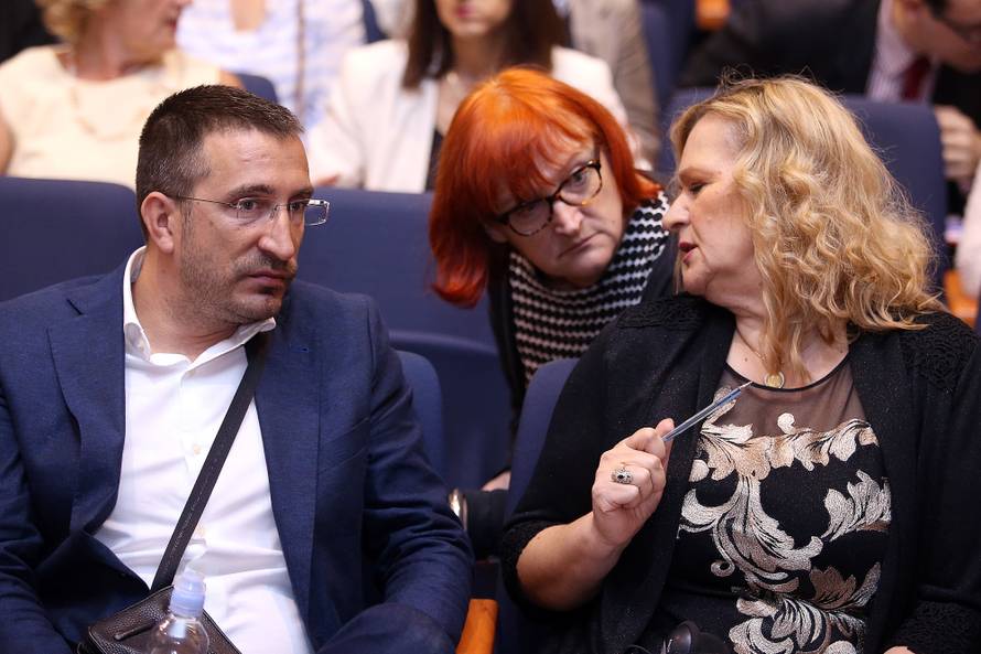 'Treba nam žestoka promjena, sa svim problemima na putu'