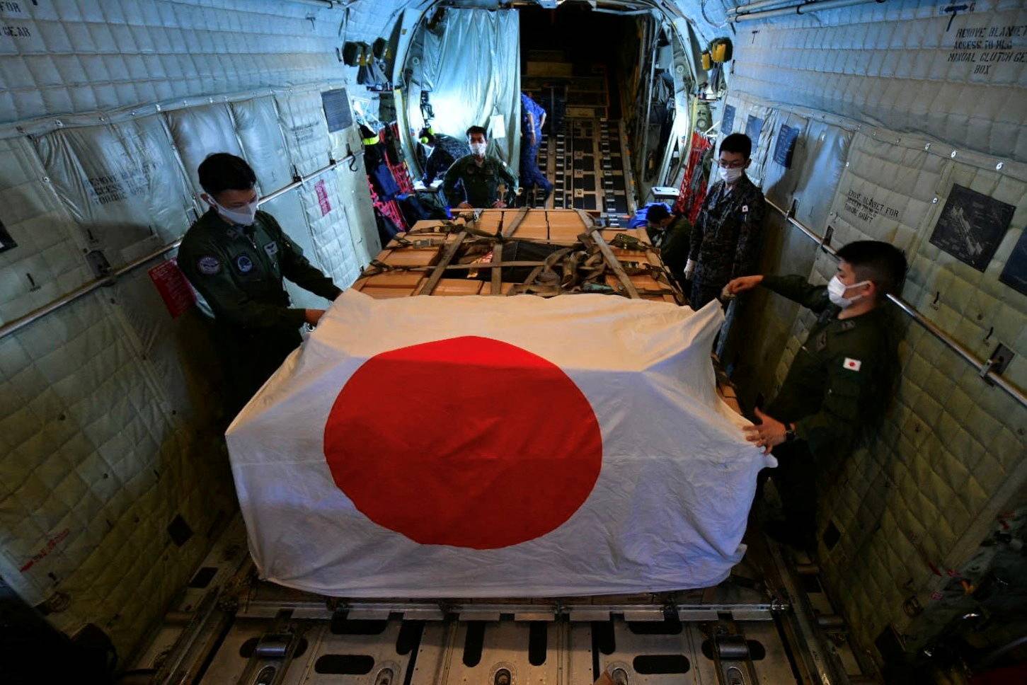 Japan's humanitarian relief supply flight arrives in Tonga