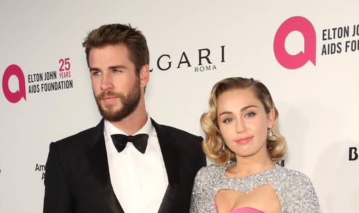 Liam Hemsworth i Miley razveli su se nakon osam mjeseci, za sve su 'krivi' alkohol i nevjera