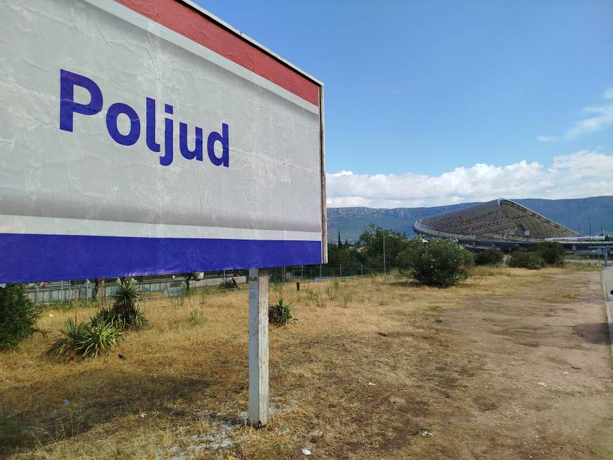 Oluja napravila kaos oko Splita: Hitni SOS usred nevremena, spašavali su posadu s djetetom