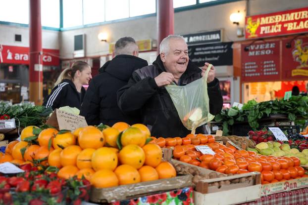 Zagreb: Tržnica Jarun