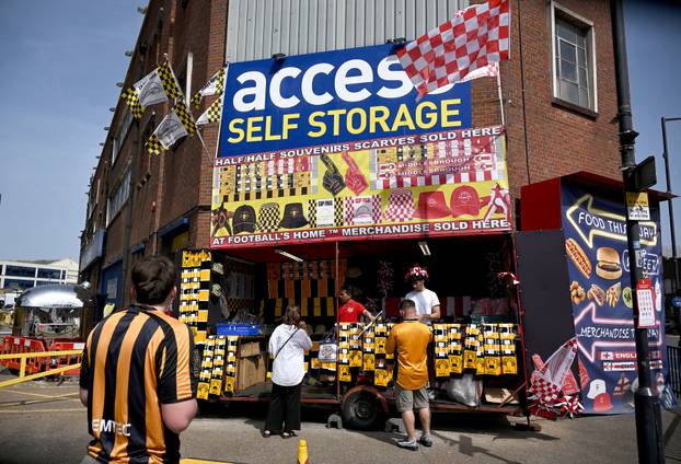 24sata London: Navija&ccaron;i ispred stadiona Wembley prije utakmice Hull Cityja i Middlesbrougha