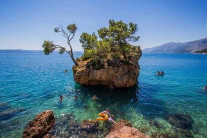 FOTO Brela: Plaža Punta Rata jedan je od simbola Hrvatske