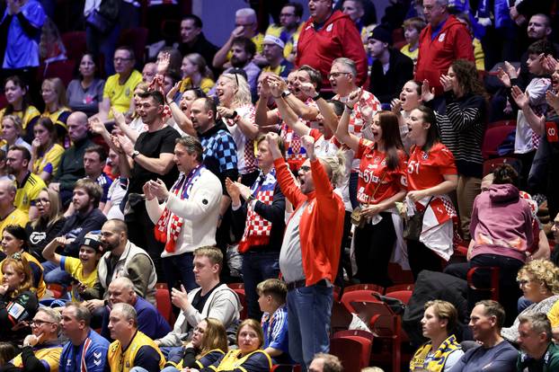 Malmo: Navijači Hrvatske i Mađarske na rukometnoj utakmici EHF prvenstva