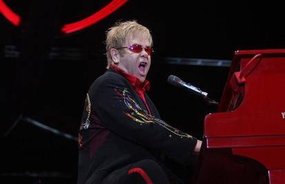 Elton John: Do 43. godine ja sam bio ovisnik o drogi