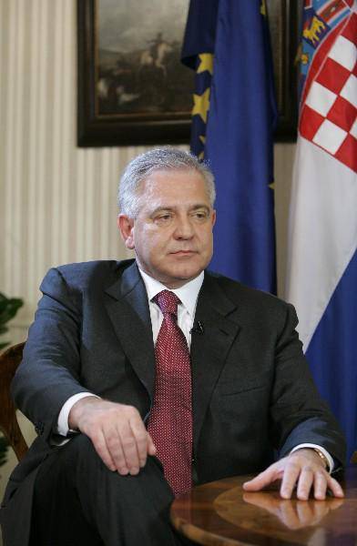 D. Bandić