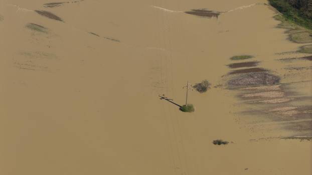 Na području Gračanice proglašeno je stanje neposredne opasnosti od poplava uslijed obilnih padavina