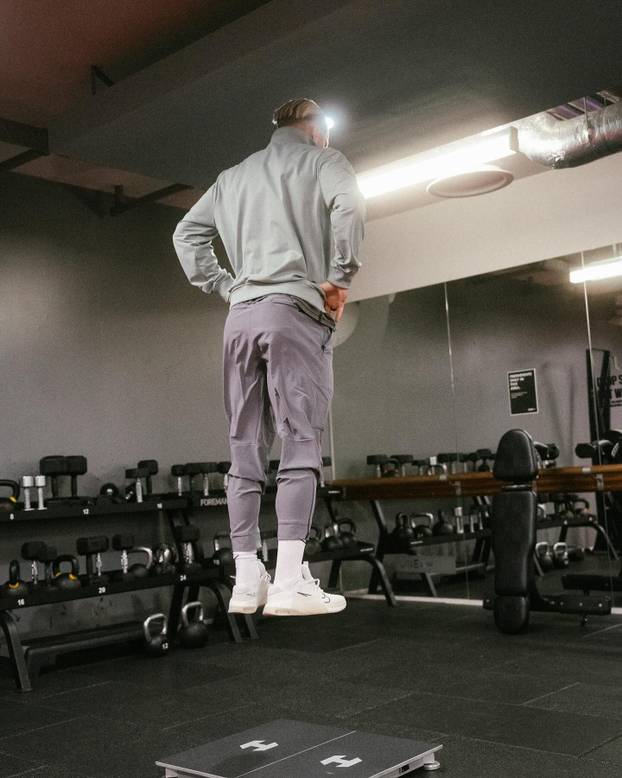 FOTO Darijo Srna prodao ga je za rekordnu svotu. Sad ne smije igrati, a ona ga pritom zabavlja