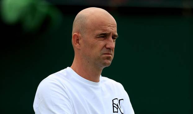 Roger Federer i njegov trener Ivan Ljubi?i? tijekom treninga