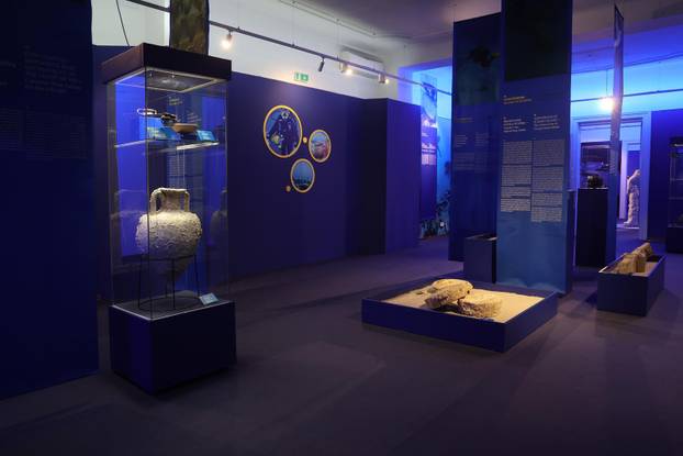 Zagreb: Premijerni razgled izložbe VRHOVI DUBINA - podvodna baština Splitsko-dalmatinske županije