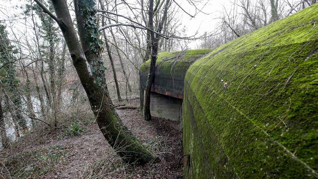 VIDEO Njemački bunker skriven kraj jezera u šumi u Zagrebu