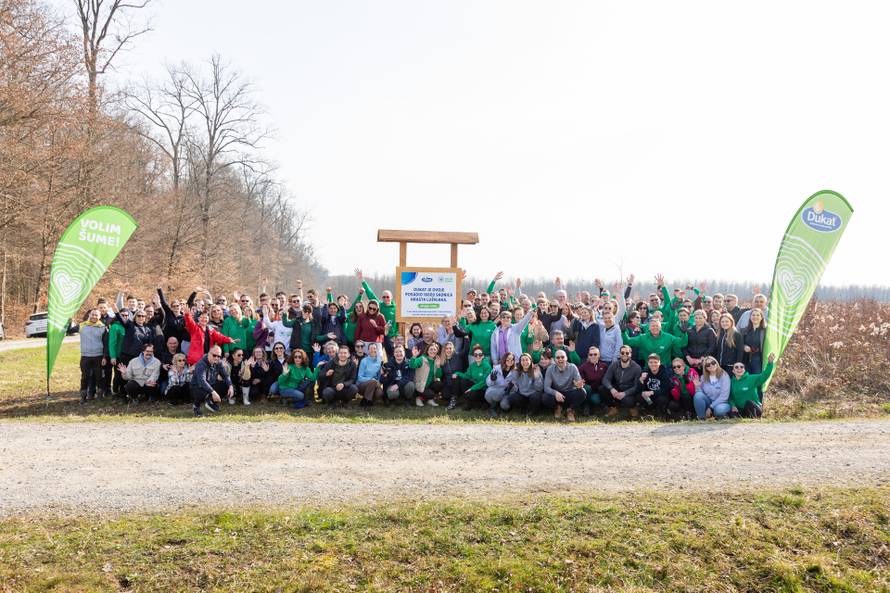 Dukatovi zaposlenici zamijenili ured šumom, pogledajte kako su promijenili lice rezervata